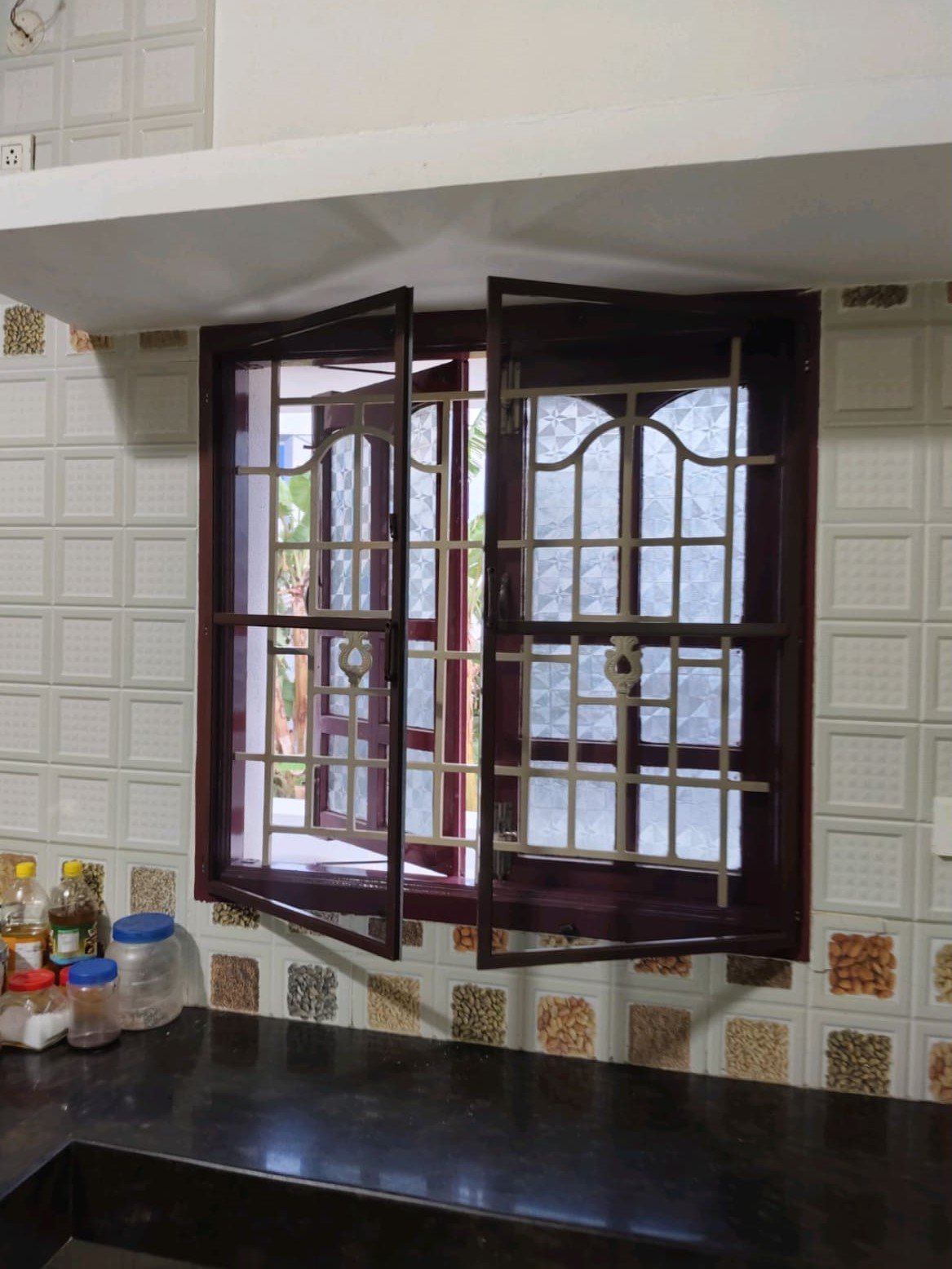 Sleek Frame for Windows | Raj Home Comforts